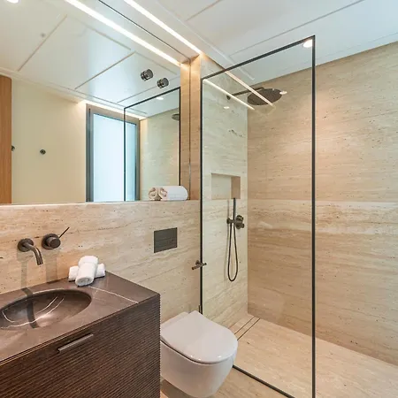 Apartment Luxury Front Line Estepona