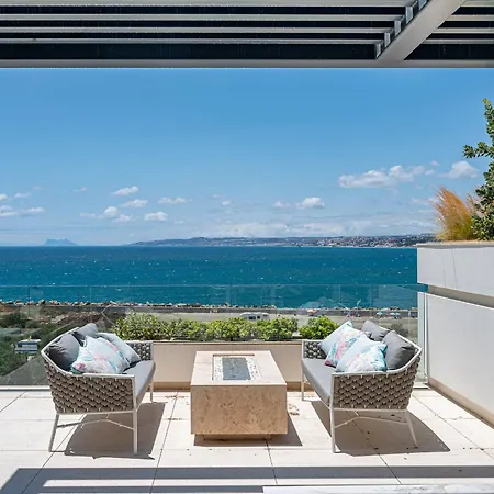 Apartment Luxury Front Line Estepona