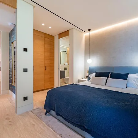 Luxury Front Line Apartment Estepona